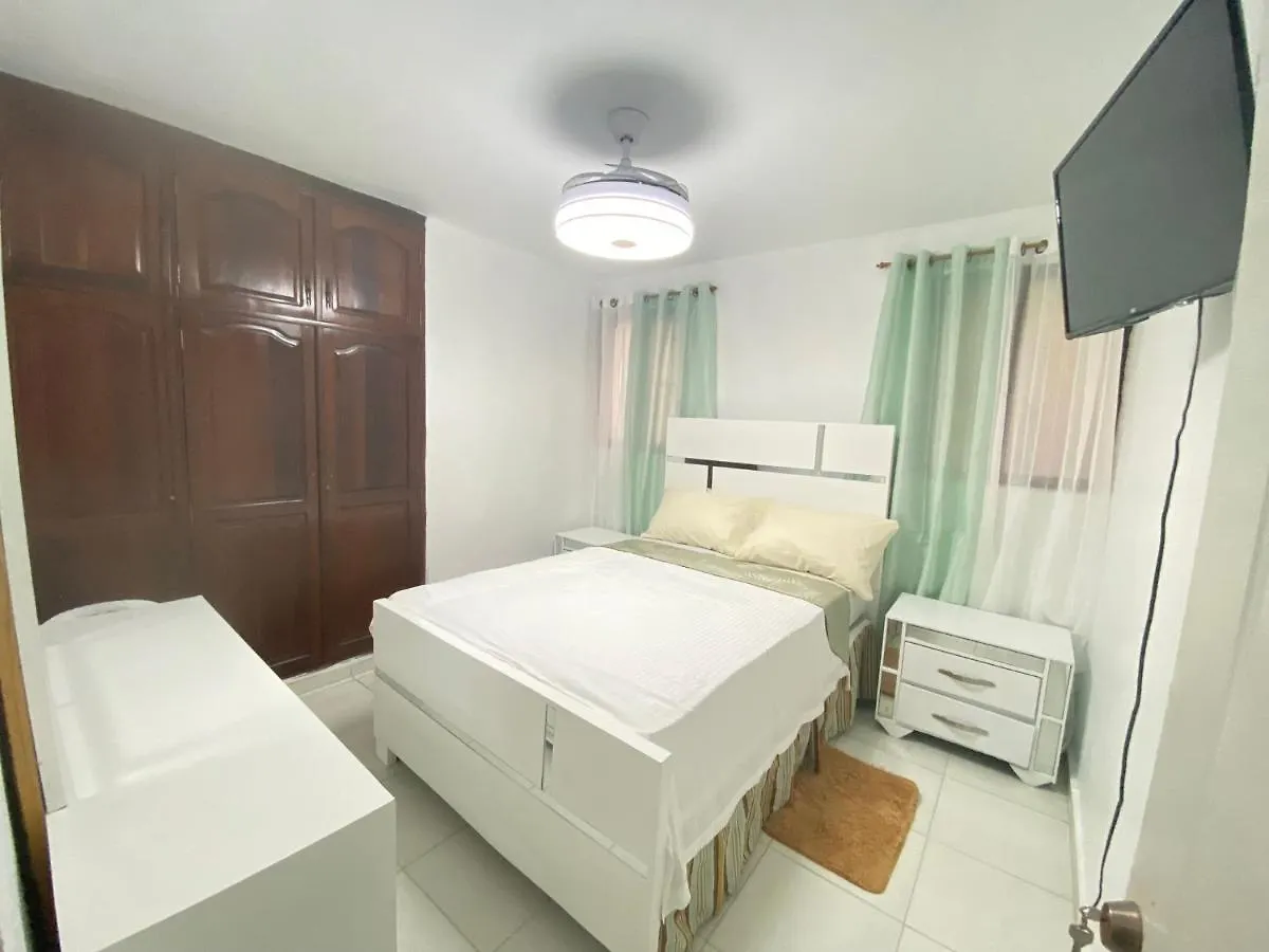 Santiago Monumental Area Cozy 3 Bedrooms Apartment For 7 Peoples - Transportation 24 Hours-9 location